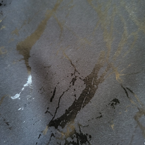 Zyia Black Banded Marble Hustle Shorts - Picture 3 of 5